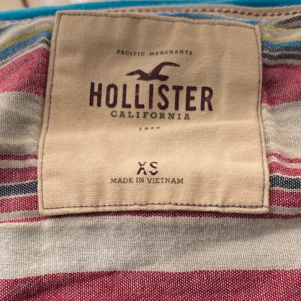 Hollister Women's Vibrant Blue Long Sleeve Tee - Picture 2 of 5